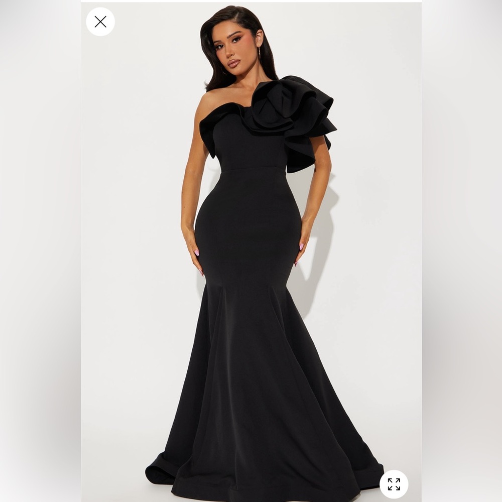 Fashion Nova Elegant One-Shoulder Black Dress